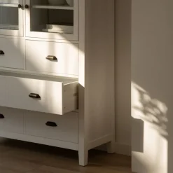 Banak Avelin Vitrine en bois blanc et naturel