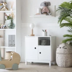 Enfant Banak Kadi Meuble enfant avec espace de rangement laqué en blanc