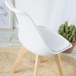 Banak Mina Chaise blanche
