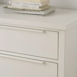 Banak Naroa Confortable laqué en blanc